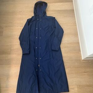 L.L. Bean Women’s Mesh-lined H2Off Blue Long Coat - M Petite